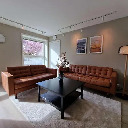 Apartmán Stylish 3-bedroom With Modern Amenities Near Center *