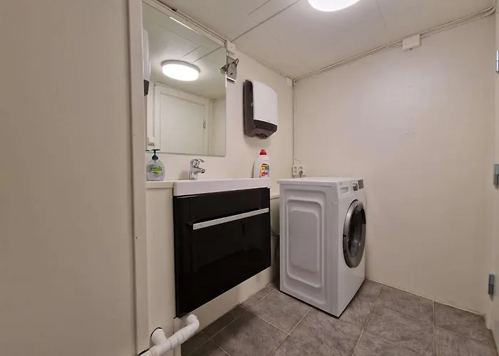 Stylish 3-bedroom With Modern Amenities Near Center Stavanger